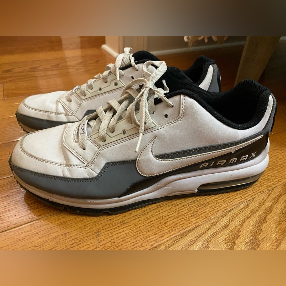 NIKE AIR MAX 2012 Men US 13 White Leather Running Shpes 311000-119 CX